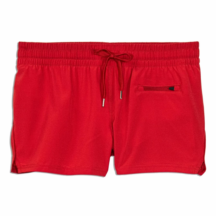 Red Women's Casual City Shorts - Comfortable & Stylish Urban Wear